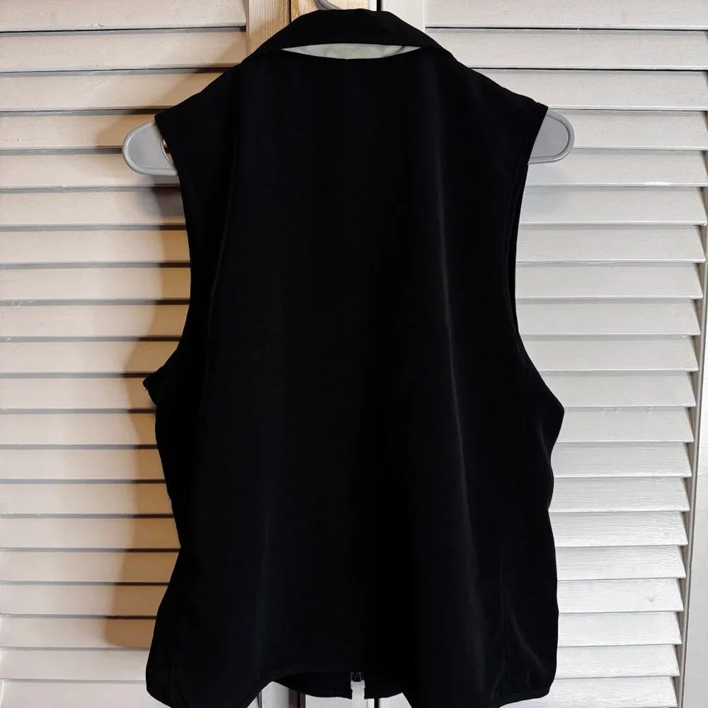 HALEY RESERVE WOMENS MEDIUM BLACK ZIP UP PERFORMANCE VEST GOLF GORPCORE SPORTY - Picture 3 of 8